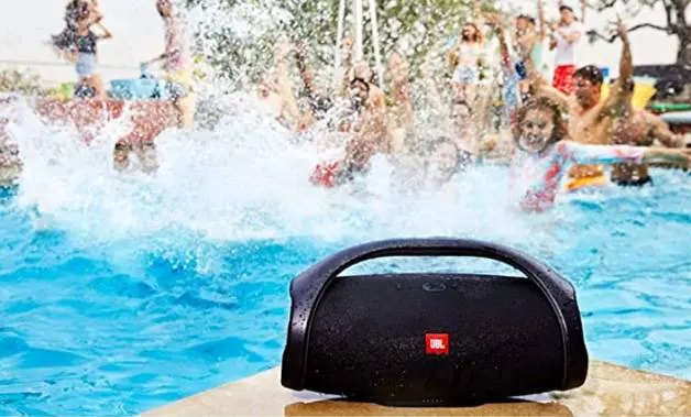 جی بی ال boombox 2