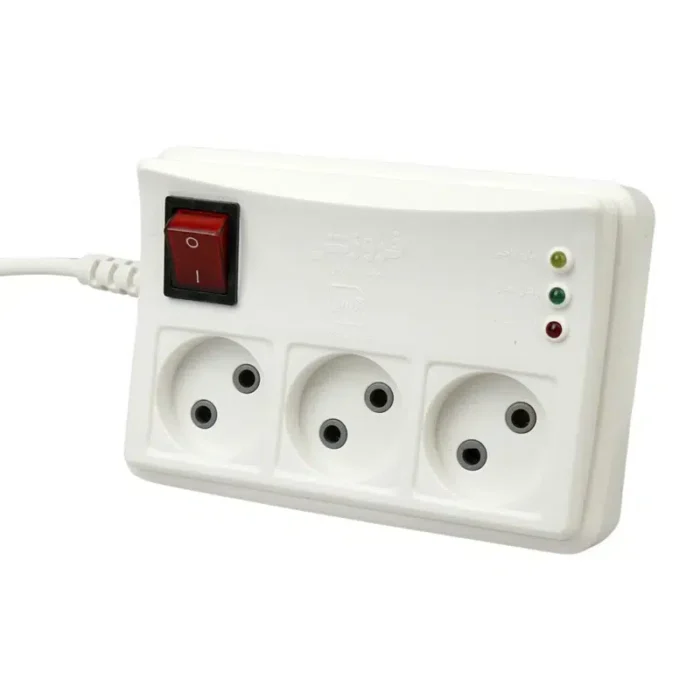محافظ ولتاژ سه خانه